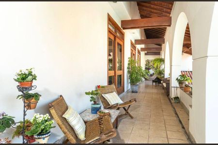 Casa à venda com 525m², 5 quartos e 4 vagas