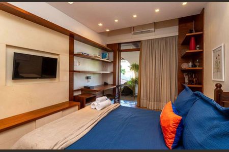Casa à venda com 525m², 5 quartos e 4 vagas