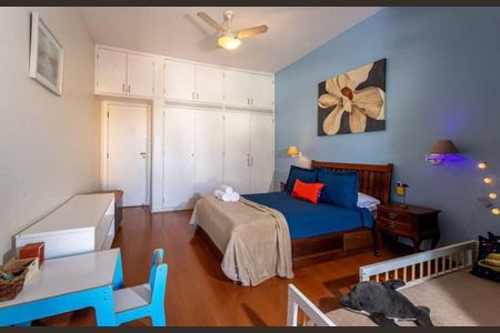 Casa à venda com 525m², 5 quartos e 4 vagas