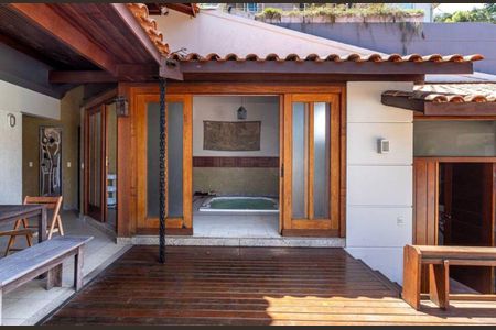 Casa à venda com 525m², 5 quartos e 4 vagas