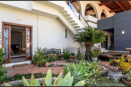 Casa à venda com 525m², 5 quartos e 4 vagas