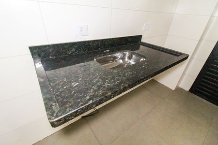 Apartamento à venda com 46m², 2 quartos e 1 vaga Apartamento à venda com 46m², 2 quartos e 1 vagaSala/Cozinha