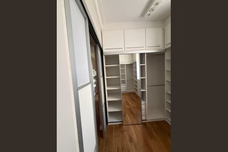 Casa para alugar com 375m², 3 quartos e 4 vagas
