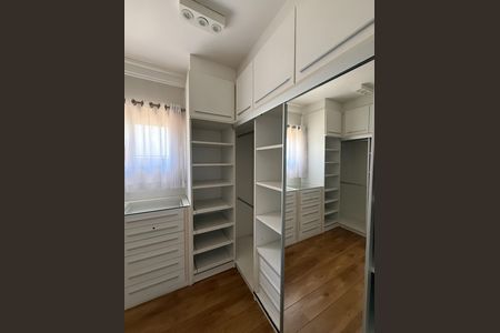 Casa para alugar com 375m², 3 quartos e 4 vagas