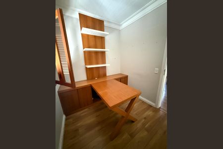 Casa para alugar com 375m², 3 quartos e 4 vagas