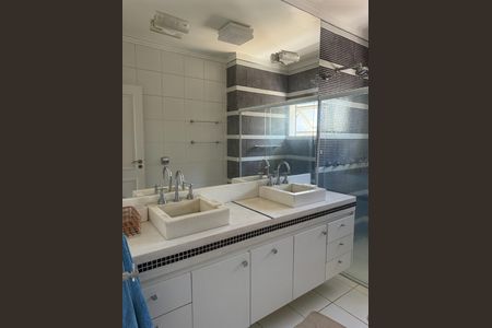 Casa para alugar com 375m², 3 quartos e 4 vagas
