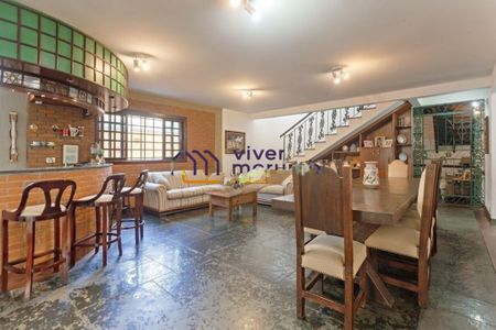 Casa à venda com 3 quartos, 333m² em Vila Inah, São Paulo