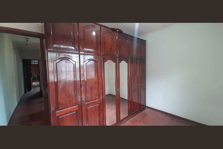 Casa para alugar com 127m², 5 quartos e 1 vagaQuarto 4