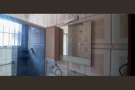 Casa para alugar com 127m², 5 quartos e 1 vagaBanheiro dos Quartos 3 e 4