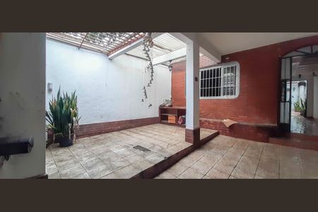 Casa para alugar com 127m², 5 quartos e 1 vagaGaragem