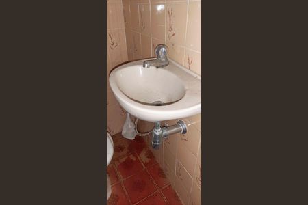 Casa para alugar com 127m², 5 quartos e 1 vagaBanheiro dos Quartos 1 e 2