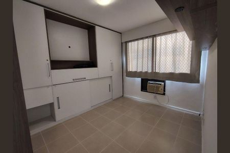 Apartamento à venda com 70m², 2 quartos e 1 vaga