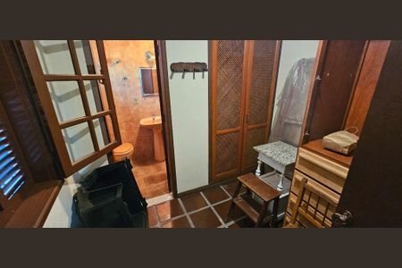 Casa à venda com 297m², 4 quartos e 2 vagas
