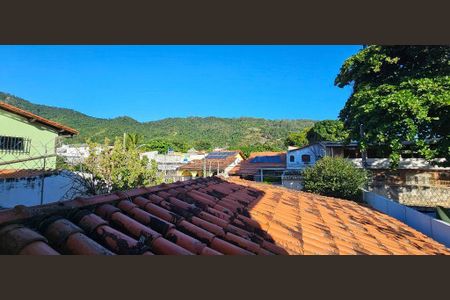 Casa à venda com 297m², 4 quartos e 2 vagas