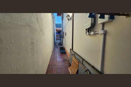 Casa à venda com 297m², 4 quartos e 2 vagas