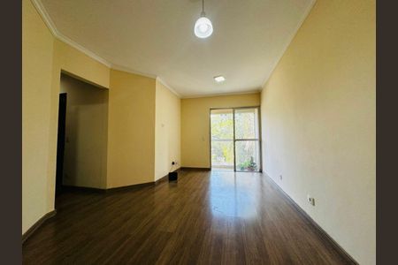 Apartamento à venda com 74m², 3 quartos e 1 vaga