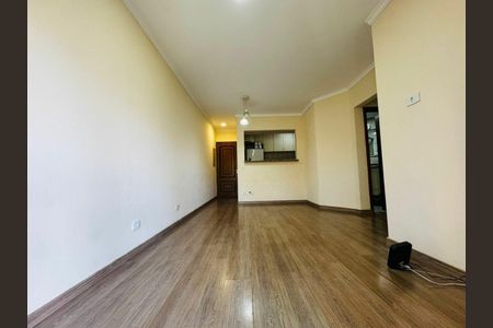 Apartamento à venda com 3 quartos, 74m² em Vila Isa, São Paulo