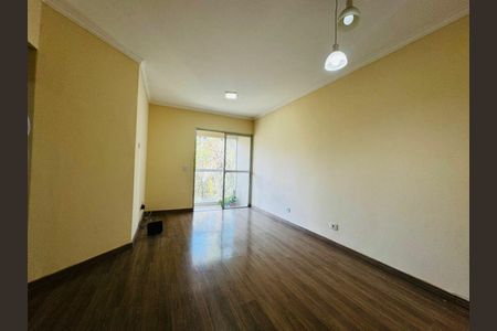 Apartamento à venda com 74m², 3 quartos e 1 vaga