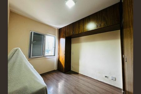 Apartamento à venda com 74m², 3 quartos e 1 vaga