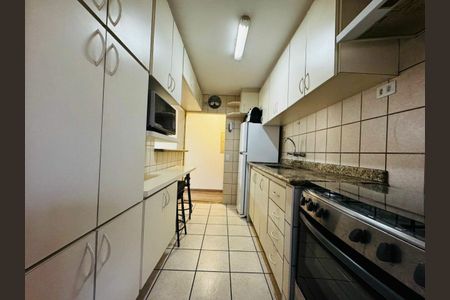 Apartamento à venda com 74m², 3 quartos e 1 vaga