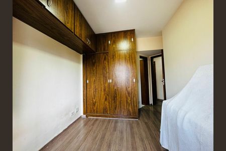 Apartamento à venda com 3 quartos, 74m² em Vila Isa, São Paulo
