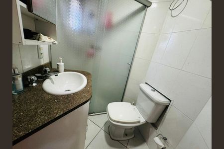 Apartamento à venda com 3 quartos, 74m² em Vila Isa, São Paulo
