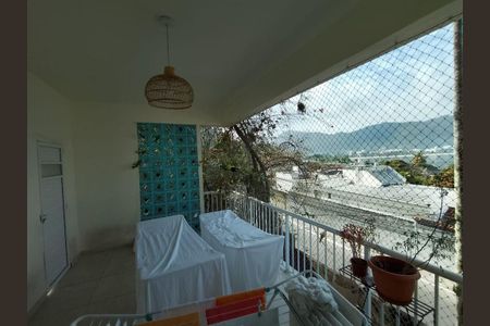 Casa à venda com 373m², 4 quartos e 1 vaga