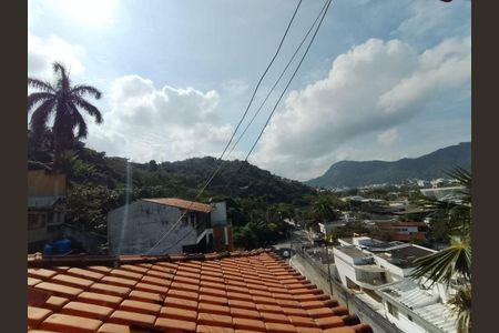 Casa à venda com 373m², 4 quartos e 1 vaga