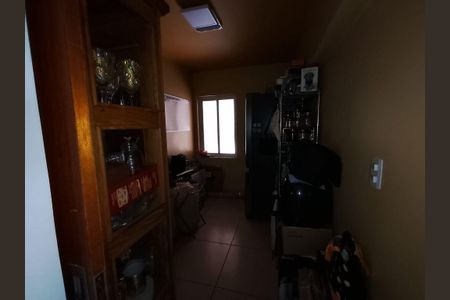 Casa à venda com 373m², 4 quartos e 1 vaga
