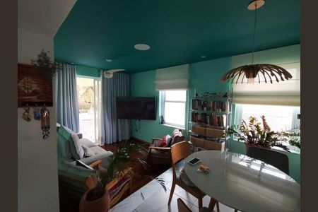 Casa à venda com 373m², 4 quartos e 1 vaga