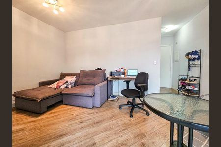 Apartamento à venda com 56m², 2 quartos e 1 vaga Apartamento à venda com 56m², 2 quartos e 1 vagaSala