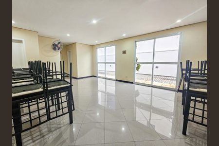 Apartamento à venda com 56m², 2 quartos e 1 vaga Apartamento à venda com 56m², 2 quartos e 1 vagaÁrea comum - Salão de festas
