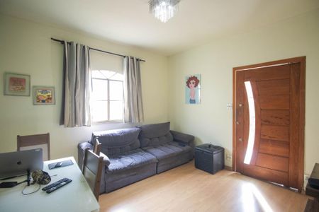 Casa para alugar com 2 quartos, 65m² em Centro, São Gonçalo
