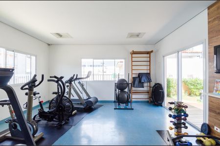 Apartamento à venda com 72m², 3 quartos e 1 vaga Apartamento à venda com 72m², 3 quartos e 1 vagaÁrea comum - Academia
