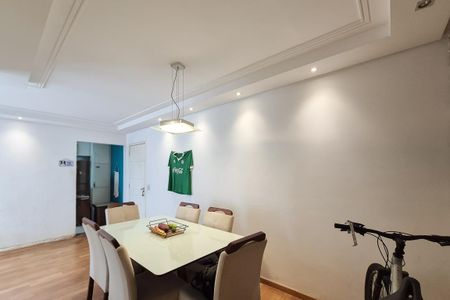 Apartamento à venda com 72m², 3 quartos e 1 vaga Apartamento à venda com 72m², 3 quartos e 1 vagaSala