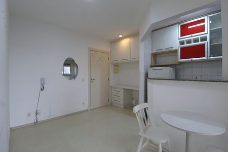 Apartamento à venda com 37m², 1 quarto e 1 vagaSala
