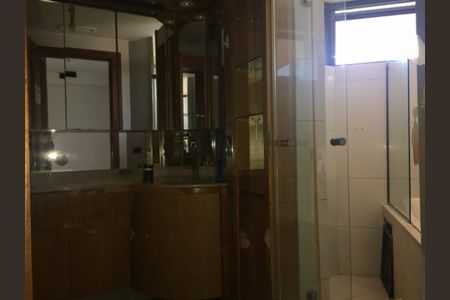 Apartamento à venda com 300m², 3 quartos e 2 vagas Apartamento à venda com 300m², 3 quartos e 2 vagasFoto 16