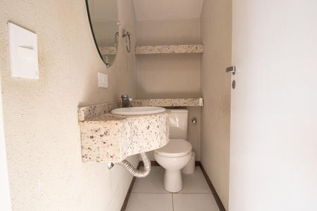 Casa à venda com 92m², 3 quartos e 2 vagas Casa à venda com 92m², 3 quartos e 2 vagasLavabo