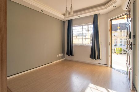 Casa à venda com 92m², 3 quartos e 2 vagas Casa à venda com 92m², 3 quartos e 2 vagasSala
