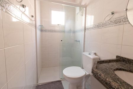 Casa à venda com 92m², 3 quartos e 2 vagas Casa à venda com 92m², 3 quartos e 2 vagasBanheiro Social