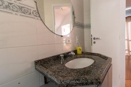 Casa à venda com 92m², 3 quartos e 2 vagas Casa à venda com 92m², 3 quartos e 2 vagasBanheiro Social