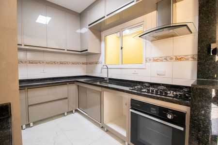 Casa à venda com 92m², 3 quartos e 2 vagas Casa à venda com 92m², 3 quartos e 2 vagasCozinha - Armários