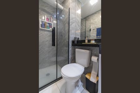 Apartamento à venda com 32m², 2 quartos e sem vaga Apartamento à venda com 32m², 2 quartos e sem vagaBanheiro