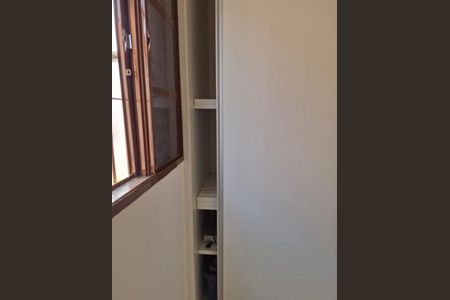 Casa para alugar com 51m², 2 quartos e 2 vagas Casa para alugar com 51m², 2 quartos e 2 vagasQuarto