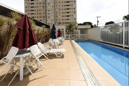 Apartamento à venda com 60m², 2 quartos e 2 vagas Apartamento à venda com 60m², 2 quartos e 2 vagasÁrea comum - Piscina