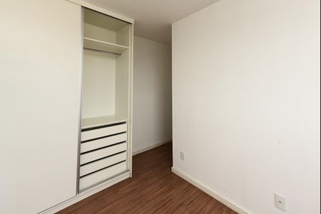 Apartamento à venda com 60m², 2 quartos e 2 vagas Apartamento à venda com 60m², 2 quartos e 2 vagasSuíte