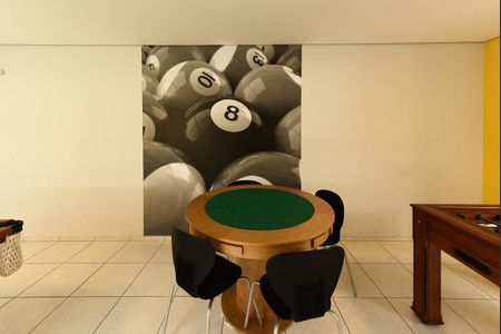 Apartamento à venda com 60m², 2 quartos e 2 vagas Apartamento à venda com 60m², 2 quartos e 2 vagasSalão de jogos