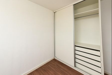 Apartamento à venda com 60m², 2 quartos e 2 vagas Apartamento à venda com 60m², 2 quartos e 2 vagasSuíte
