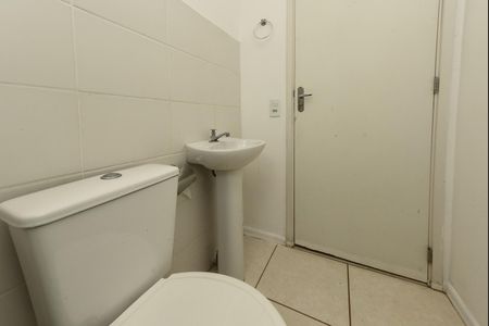Apartamento à venda com 60m², 2 quartos e 2 vagas Apartamento à venda com 60m², 2 quartos e 2 vagasBanheiro
