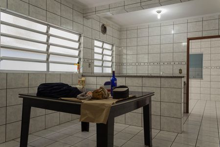 Casa à venda com 125m², 3 quartos e 2 vagas Casa à venda com 125m², 3 quartos e 2 vagasCozinha